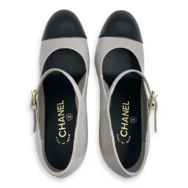 22A Runway Pearl Embellished Mary Jane Pumps 38.5C Multi-colour Shoes in Lambskin, Gold hardware