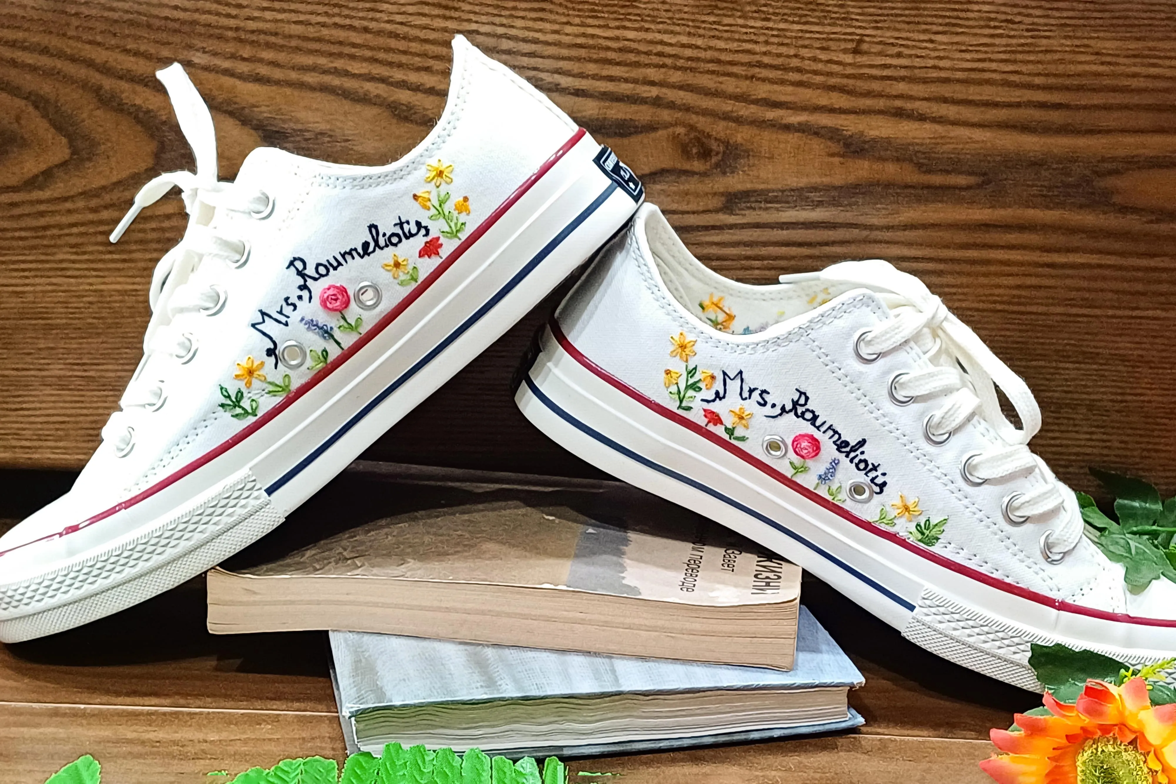 Converse Chuck Taylor Low Top Custom Cat Embroidered Shoes