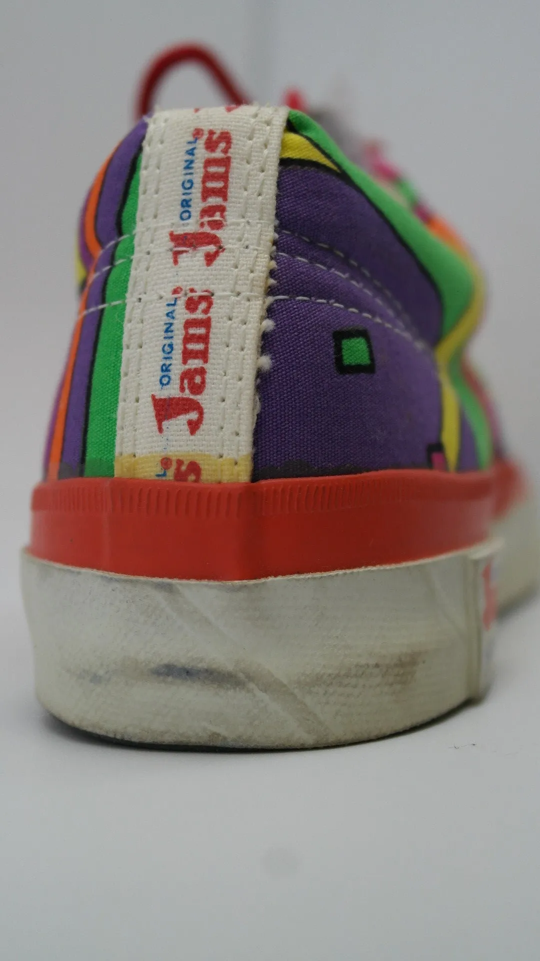 converse jams ¬ US8