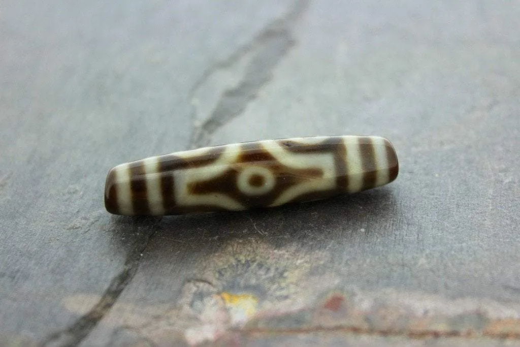 Exquisite 3 Eyed Dzi