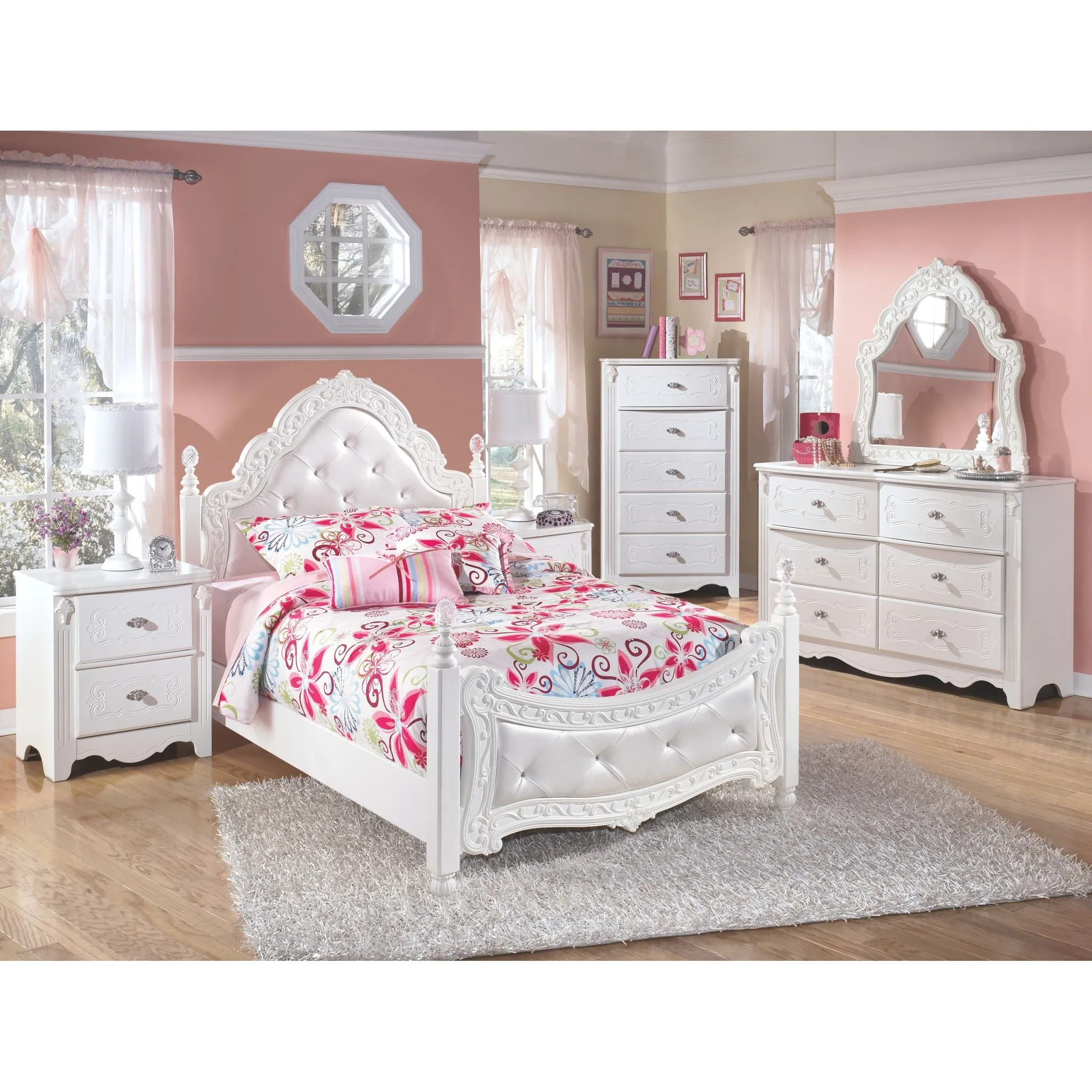 Exquisite Full Poster Bed - White