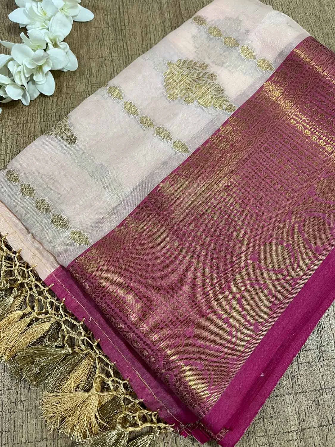 Exquisite Pastel Banarasi Cotton Silk Saree