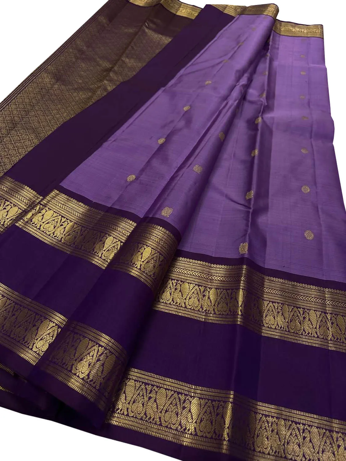 Exquisite Purple Kanjeevaram Silk Saree Handloom