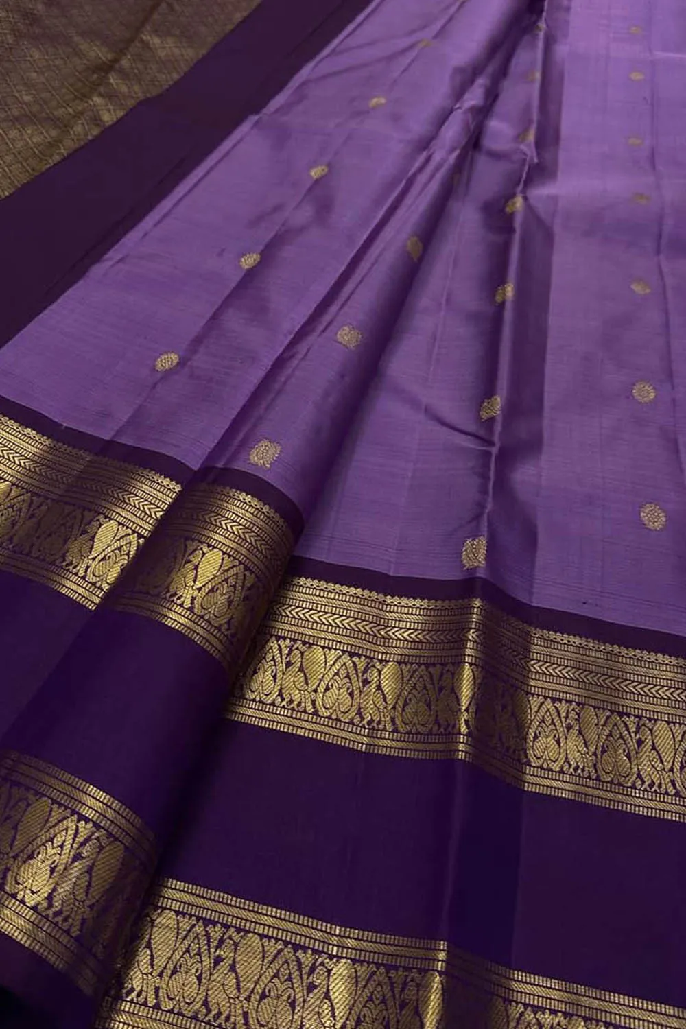 Exquisite Purple Kanjeevaram Silk Saree Handloom