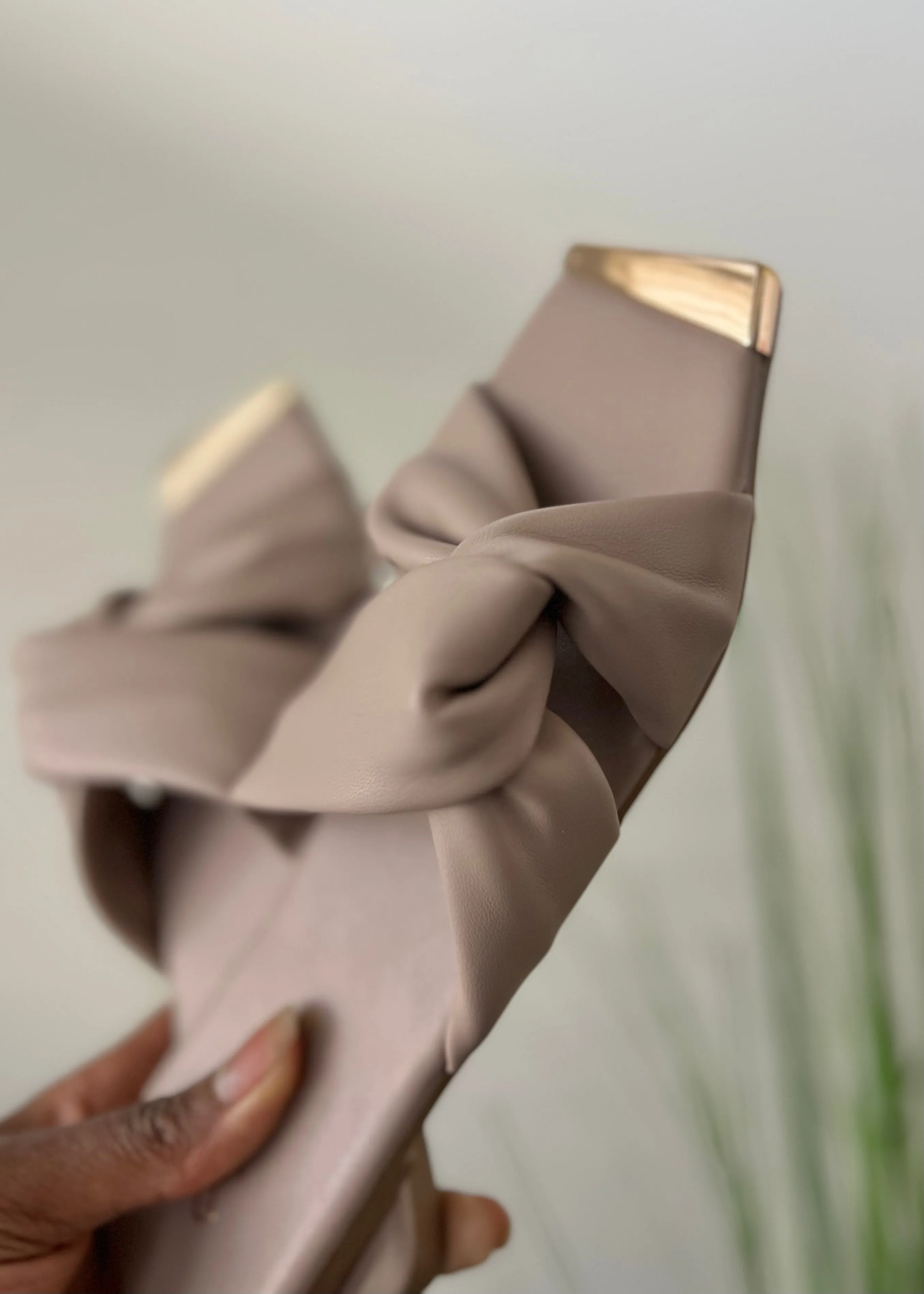 Kendra || Knot Band Square Toe Sandal
