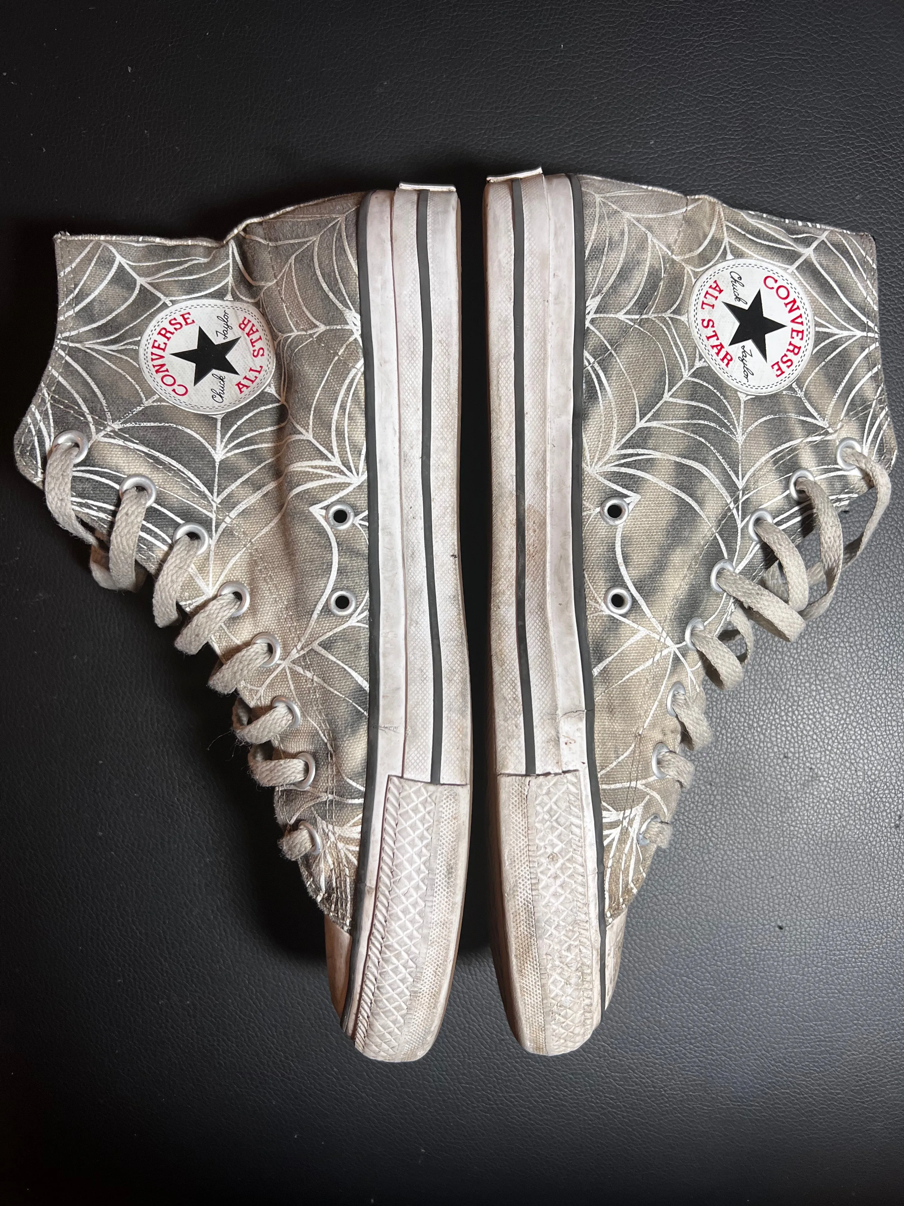 Maty - Stage Worn Acid Wash Converse