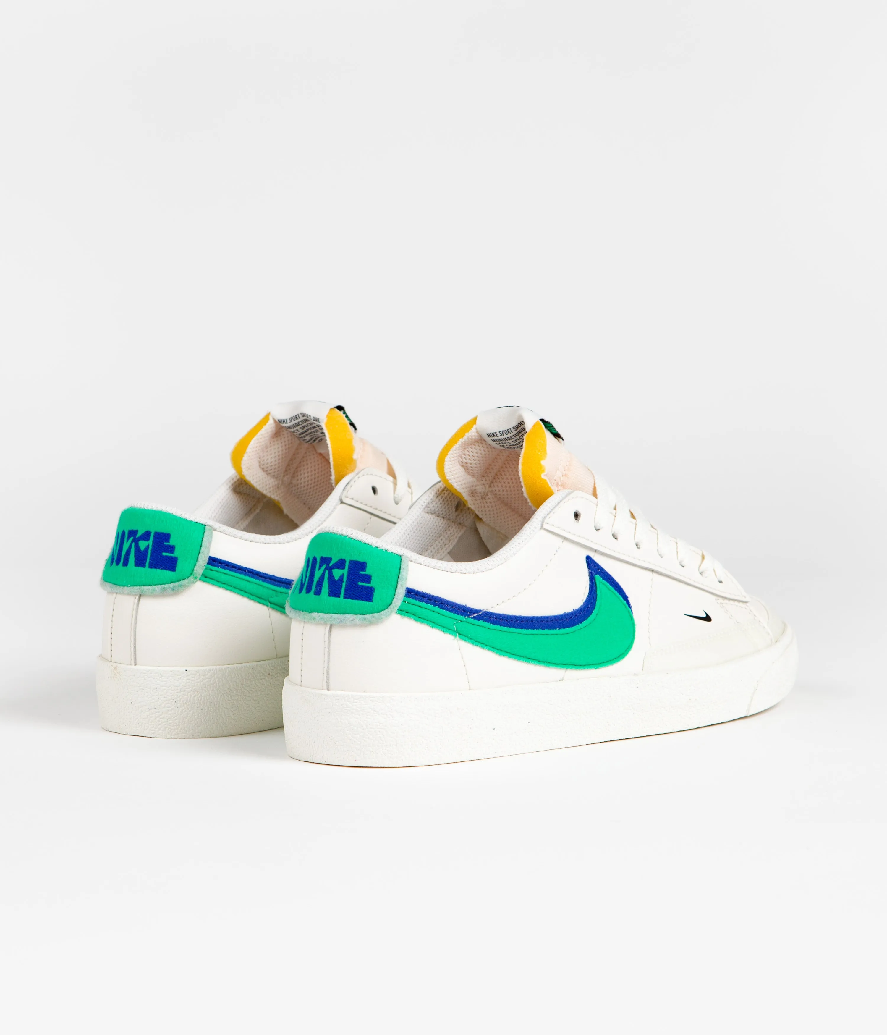 Nike Blazer Low '77 SE Shoes - Phantom / Stadium Green - Old Royal - Black