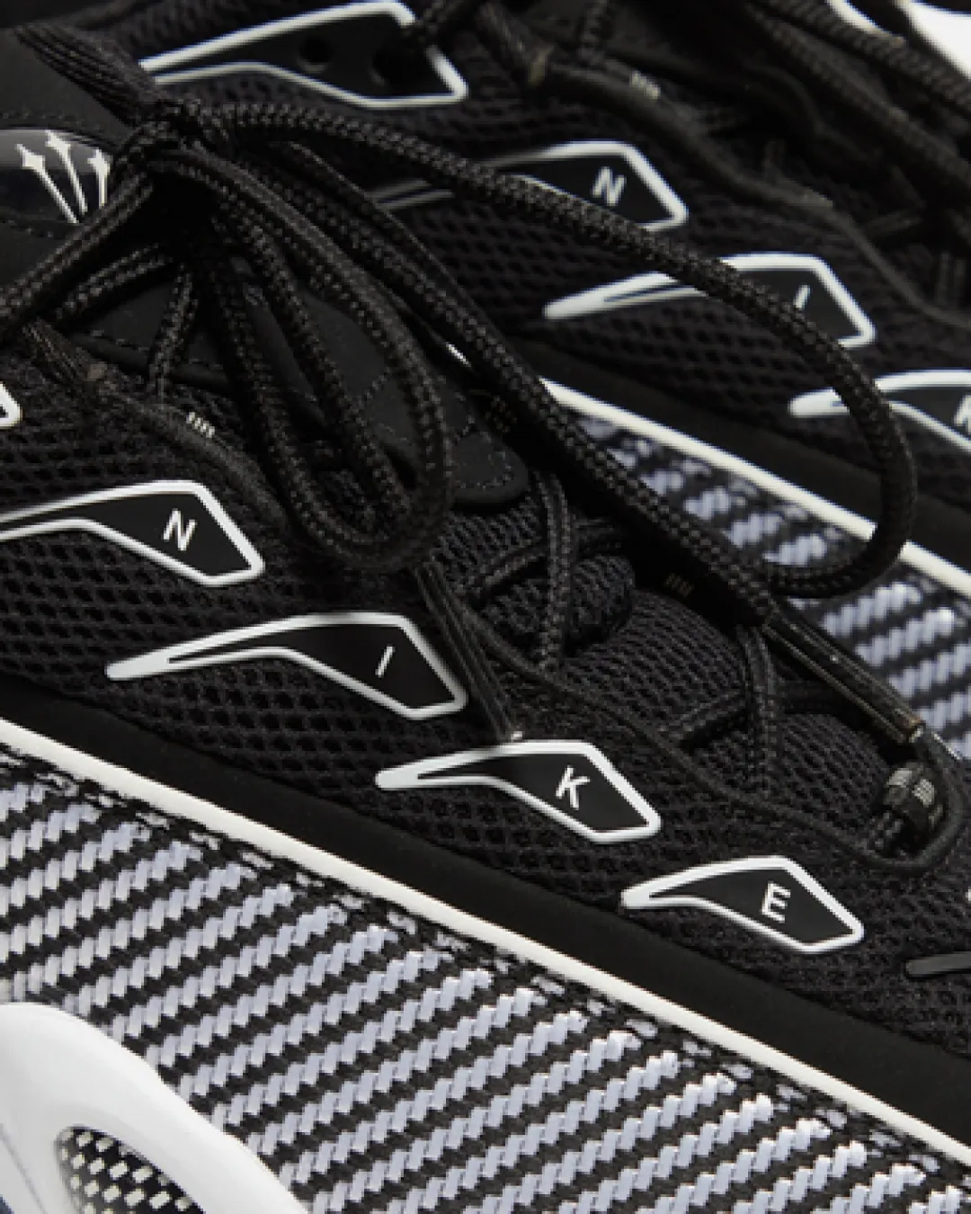 Nike Nocta Glide Drake 'Black/white' Sneakers